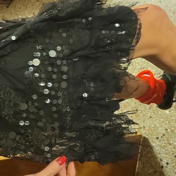 Wednesday Addam's ball gown - Picture 4 of 9